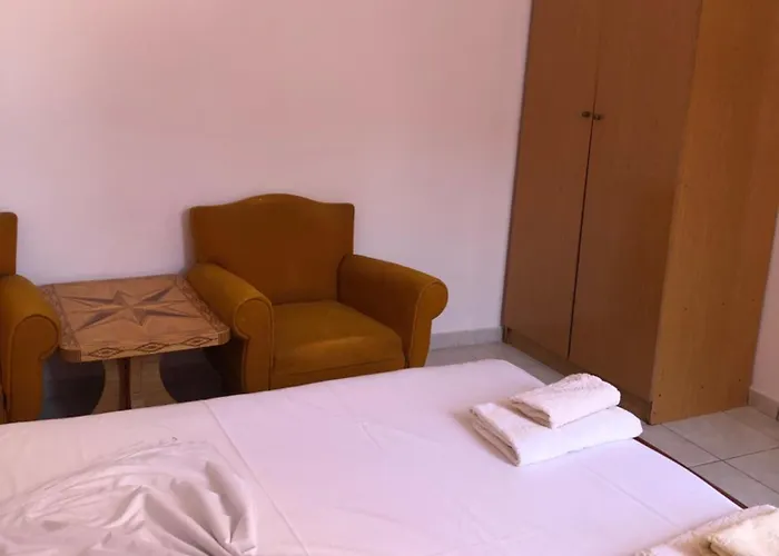 Sotiri Rooms