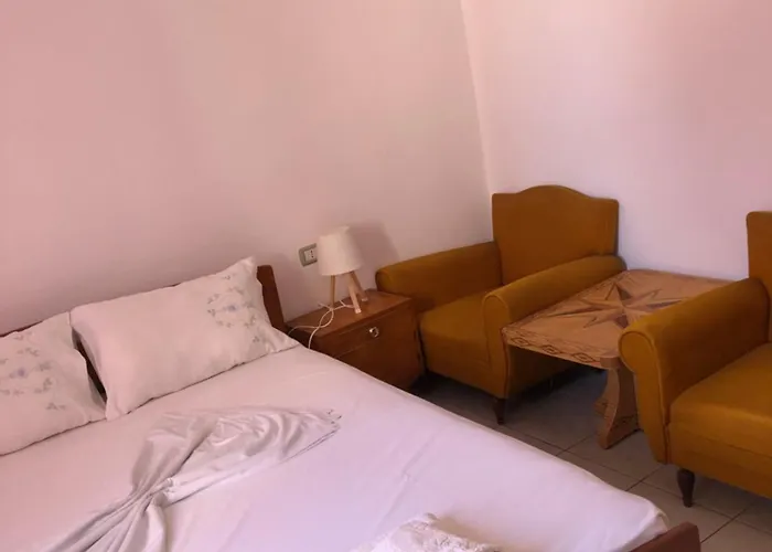 Sotiri Rooms